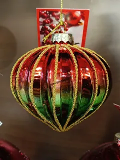 Vianočná guľa červeno-zelená so špičkou D8cm